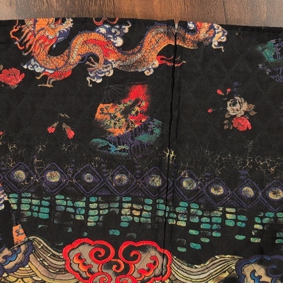 Chico's Vest, size 1 , 100% silk , lining 100% polyester. - Picture 7 of 7